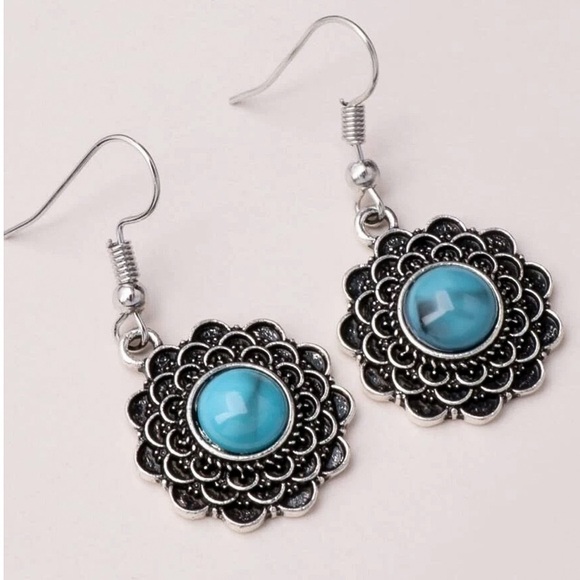 GlitzBlitz Boutique Jewelry - Any 2/$20! Antiqued Silver Flowers w/Turquoise Center Boho Drop Earrings